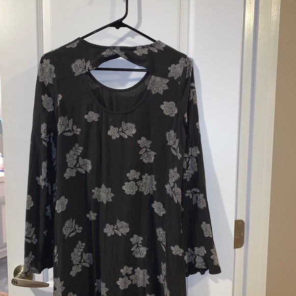 Mossimo gray floral dress! - Picture 2 of 2